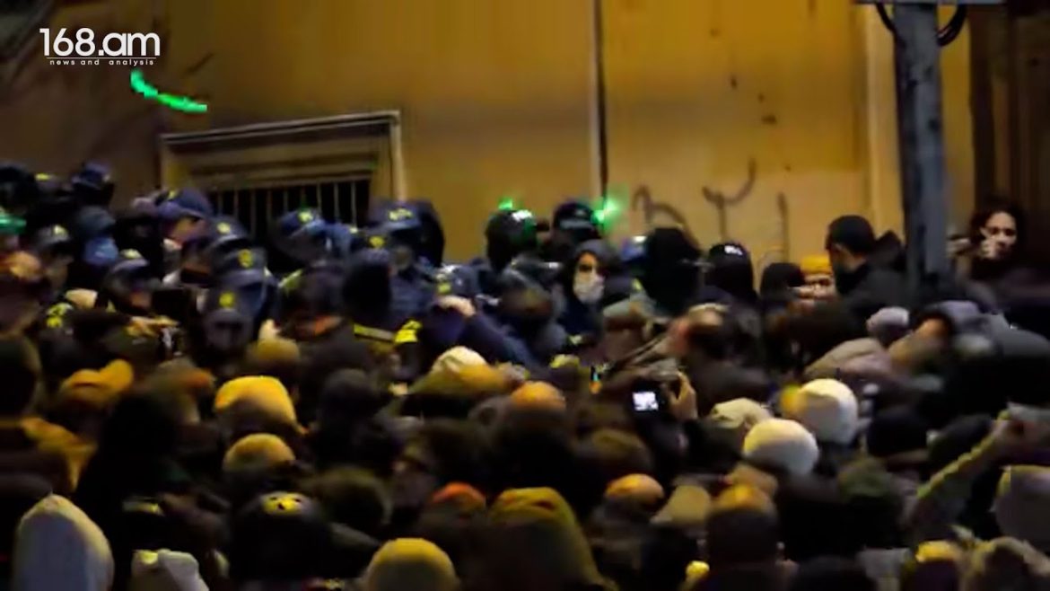 ԻՐԱՆԻ ՓԼՈՒԶՈՒՄԸ ՔԱՈՍԻ ԿՀԱՆԳԵՑՆԻ